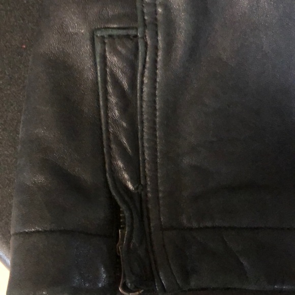 Genuine Danier Black Leatger Jacket/Coat - Picture 9 of 9